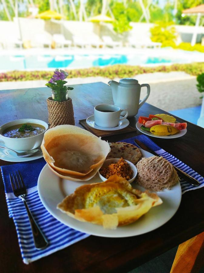 Sleeping Elephant Beach Resort 탕갈레 외부 사진