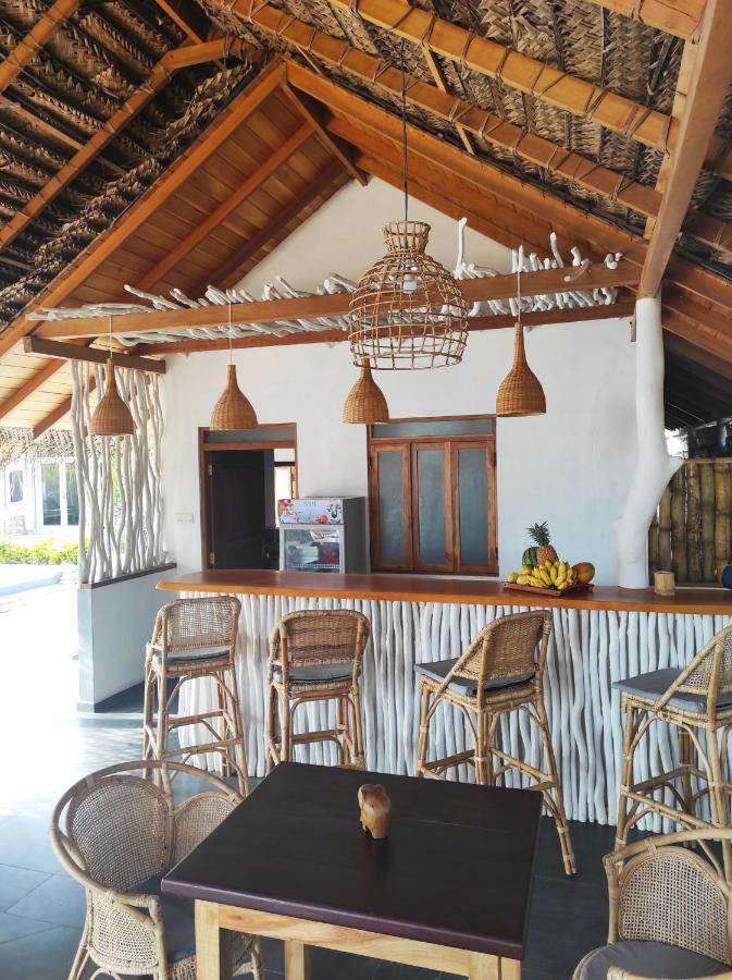 Sleeping Elephant Beach Resort 탕갈레 외부 사진