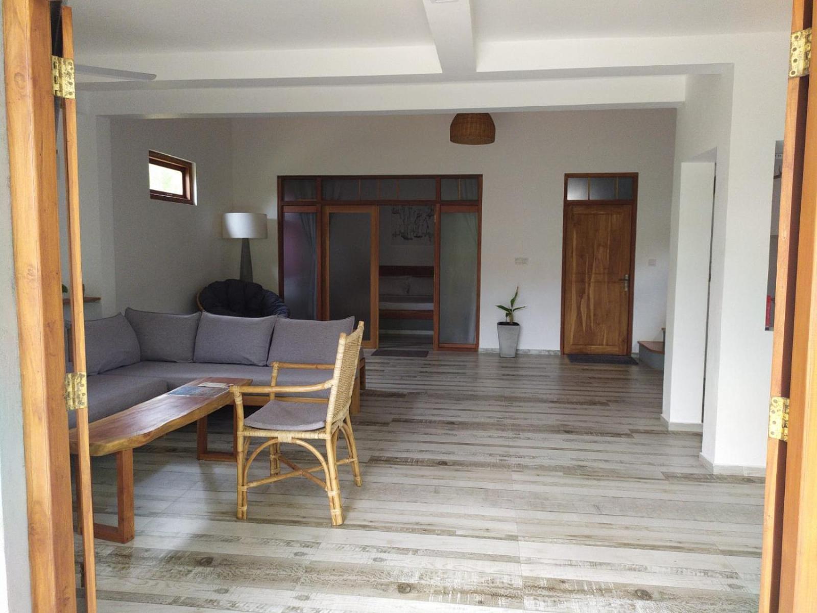 Sleeping Elephant Beach Resort 탕갈레 외부 사진