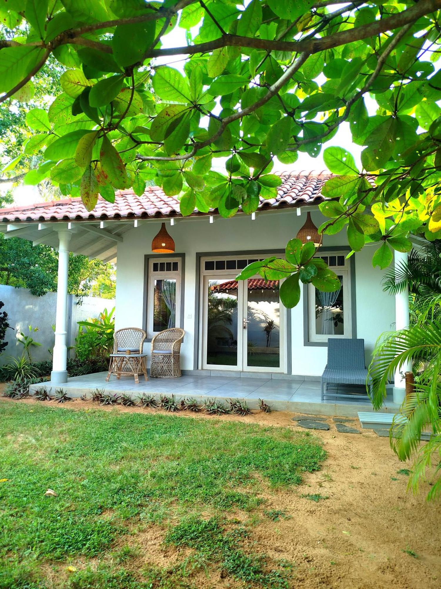 Sleeping Elephant Beach Resort 탕갈레 외부 사진